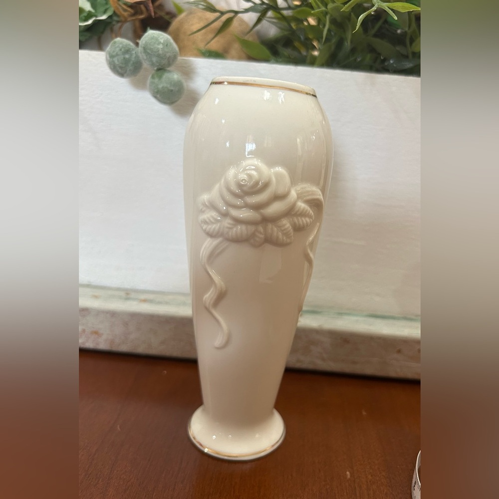 VTG Lenox Retired Ivory porcelain Rosebud collection small vase